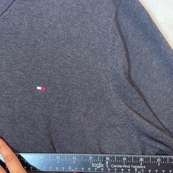 Tommy Hilfiger Dark Grey V-Neck Sweater Large - Picture 5 of 10